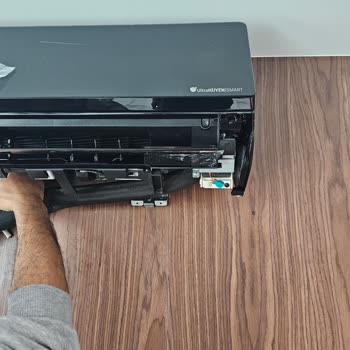 Arçelik Klima Montajım Yarım Bırakıldı, Farklı Getirilen Ünite Değiştirilmedi.