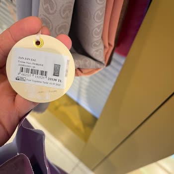 Matmazel Etiketten Çok Yüksek Fiyat Talep Etmesi