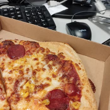 Pizza Hut Kötü Pizzası Ve Yemek Sepeti'nin Ücret İadesi Yapmaması.