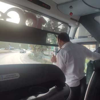 Özkaymak Turizm Muavinin Otobüste Sigara İçmesi