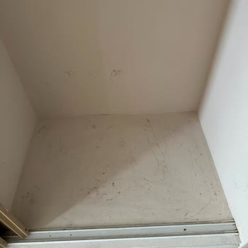 Etstur'dan Rezervasyonlu Otel Pislik İçindeydi Ve Bir Şey Yapılmadı