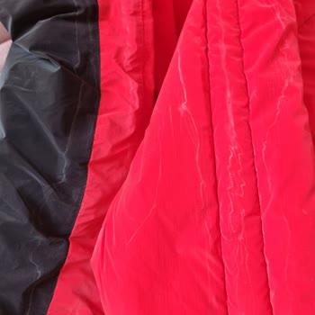 Mavi Aldığım Mont Su Lekesi Oldu