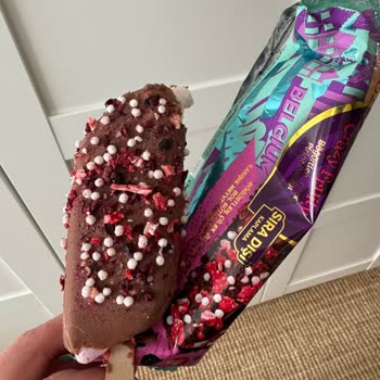 Golf Dondurmadan Odun Parçası Çıktı