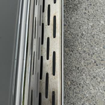 Volvo XC90 Plus Bright Side Step Rusting Issue