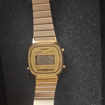 Casio Saat Cam Kırılması