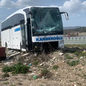 Kanberoğlu Turizm Boş Yolda Kaza