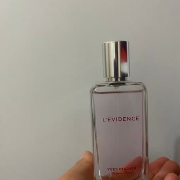 Yves Rocher Marka Kalıcı Olarak Aldığım Parfümün Kokmaması