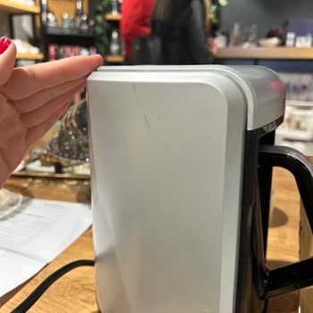 Ses Elektronik Yeni Aldığım Kahve Makinesi Bozuk Çıktı Ve Tamir Edilmiş Gibi Geri Verildi