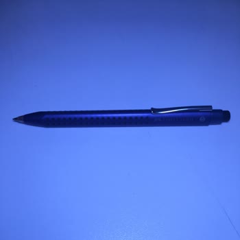 Faber-Castell Kalemin Arka Kapağı Kayboldu