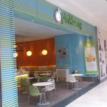 Pinkberry Akbatı Şubesinde Yaşanan Personel Saygısızlığı