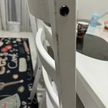 IKEA Masa Ve Sandalye Sorunu
