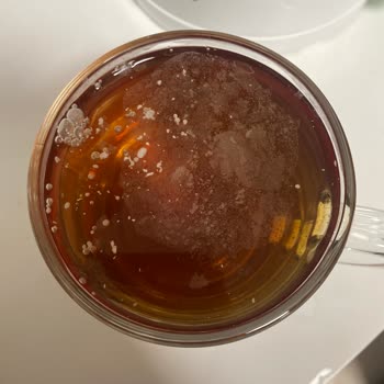 Altus Çaycı Kireç Yağ Lekeleri