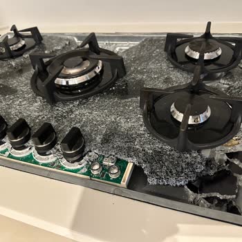 Electrolux Cam Ocak Patladı Mutfağı Cam Sardı Canımızı Zor Kurtardık!