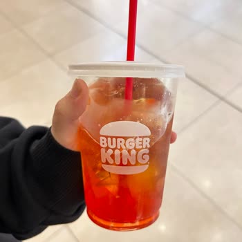 Burger King Yanlış Bubble Tea Ve Milkshake Ambalajı