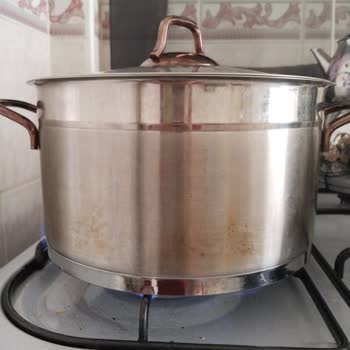 Cooker Memnuniyetsizlik Pişmanlık Çok Kısa Sürede Yanmalar Oluştu