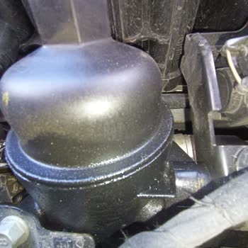 Hyundai Assan Aracımda Yağ Filtre Kutusunda Yağ Kaçağı Mevcut