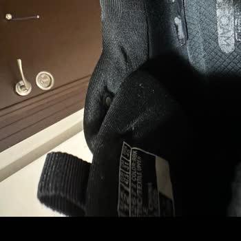 Birkaç Ayda Eriyen Ayakkabı Üreticisidir Skechers