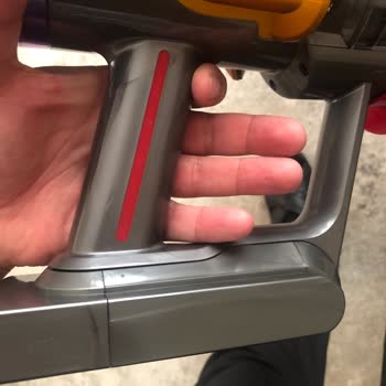 Dyson V12'de Beklenmedik Dalgalanmalar Ve Servis Hayal Kırıklığı