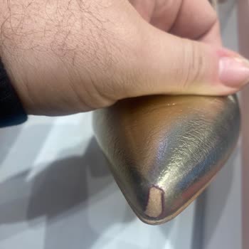 Desa Marka Ayakkabı Kullanılamaz Halde Ve Firma Asla İlgilenmiyor