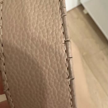 FLO Ayakkabı Kısa Sürede Yırtılan Çanta İçin Mağaza Çözüm Sunamadı