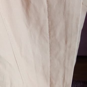 Seçil Store Malatya'da Alınan Defolu Trençkot Üzerine Yaşanan Hayal Kırıklığı