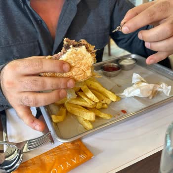 Yemekten Vida Çıktı Waylo