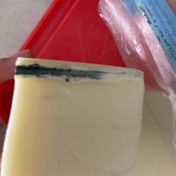 Sütaş Kaşar SKT'si Dolmadan Küflendi