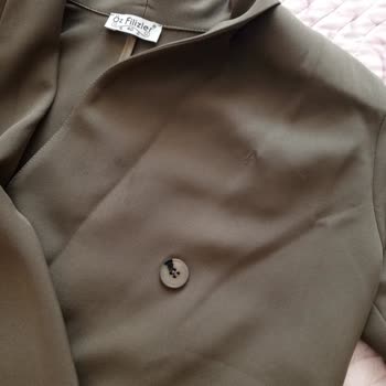 Elifçe Butik Ürün Lekeli Geldi, İletişim Sorunları Yaşıyorum