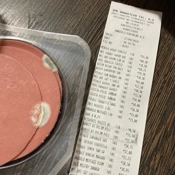 Şok Market Ürünü Bozuk Çıktı. Mail Atmama Rağmen Cevap Vermediler