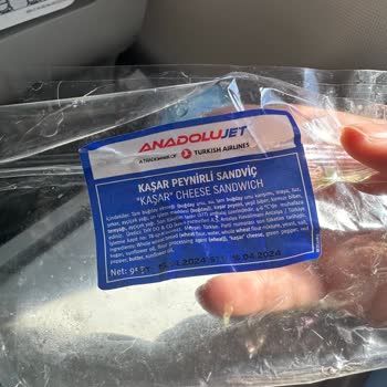 Ajet Satın Alınan Koltuğu Vermedi, Parasını Ödediğimiz Bagajı Vermedi