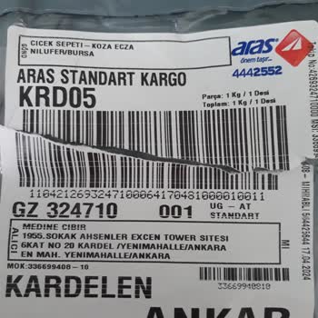 Aras Kargo Evde Olduğum Halde Aranmıyorum Zile Basılmıyor Görevliye Teslim Ediyor
