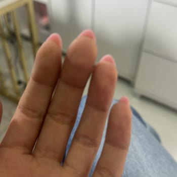 Marush Güzellik Merkezi Protez Tırnak Yapımı