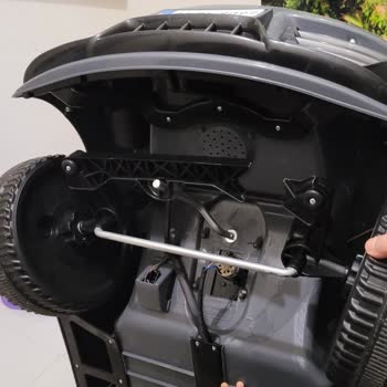 ebebek Dolu Daytona Akülü Araba İlk Kullanımda Parça Kırılması