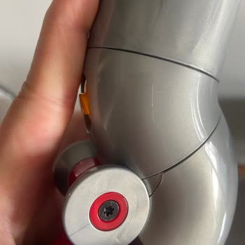 Dyson Ürünün Arkasında Durmuyor