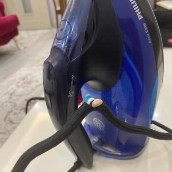 PHILIPS Ev Aletleri Ütünün Kablosu Çıktı