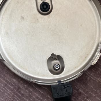 N11 Fissler Düdüklüde Kararma Ve Lekeler Oluştu