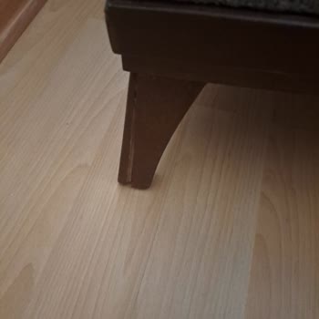 Evkur'dan Alınan Milas Koltuk Takımının 1 Ay İçerisinde Ayağı Çatladı!