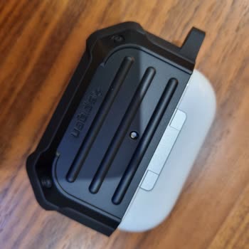 Spigen Airpods Pro 2 Kılıf Zararı