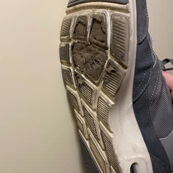 Skechers Üretim Hatasını Kabul Etmiyor