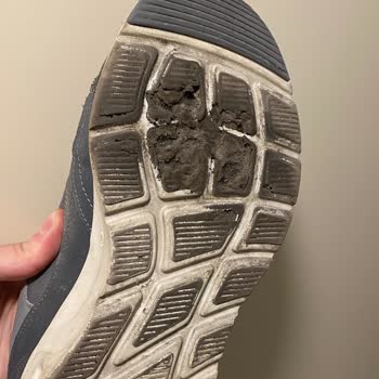 Skechers Üretim Hatasını Kabul Etmiyor