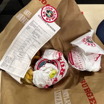 Saloon Burger Bilinçli Eksik Gönderme