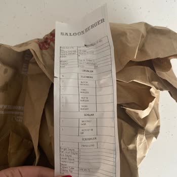 Saloon Burger Burgerler Yanlış Ve Kötü Bir Şekilde Geldi