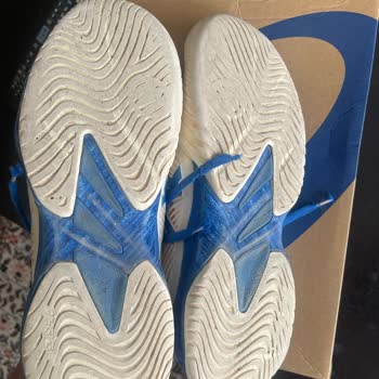 Asics Tenis Ayakkabı Kısa Sürede Yırtıldı