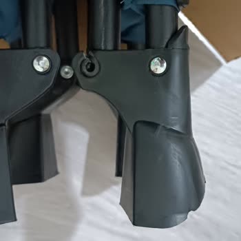 İBB Beşik Kırık Geldi