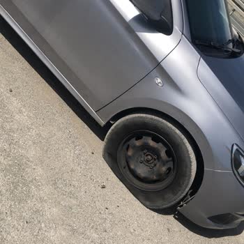 Petlas Lastik 150 Km Hızla Giderken Patladı