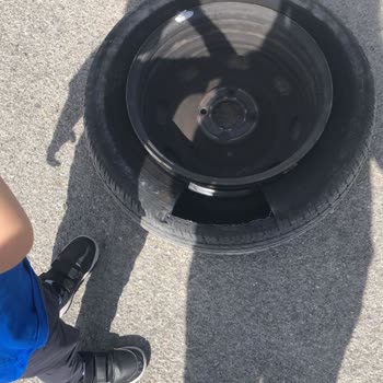 Petlas Lastik 150 Km Hızla Giderken Patladı