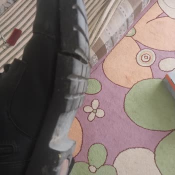 FLO Mağazası Kalitesiz Ayakkabı Satışı