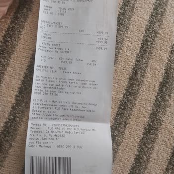 FLO Mağazası Kalitesiz Ayakkabı Satışı