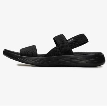 Skechers Kullanışsız Sandalet, Kötü Malzemeden Yapılmış Ürün.