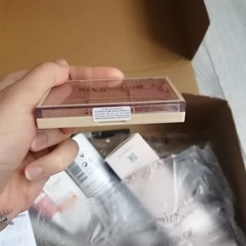 Watsons Kırık Far Paleti Gönderilmesi